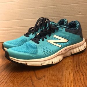 NB Cush Sneakers Sz 8.5 ....WE771lb2